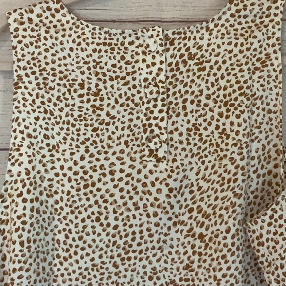 J. Crew Sleeveless Blouse. - Picture 4 of 5